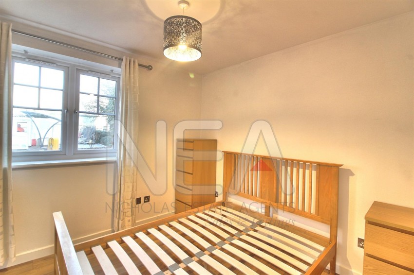 Images for Simmonds Street, Holybrook, Reading