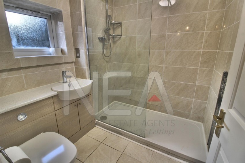 Images for Simmonds Street, Holybrook, Reading