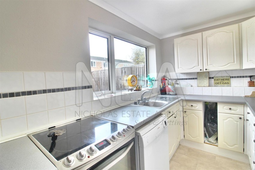 Images for Lomond Avenue, Caversham, Reading