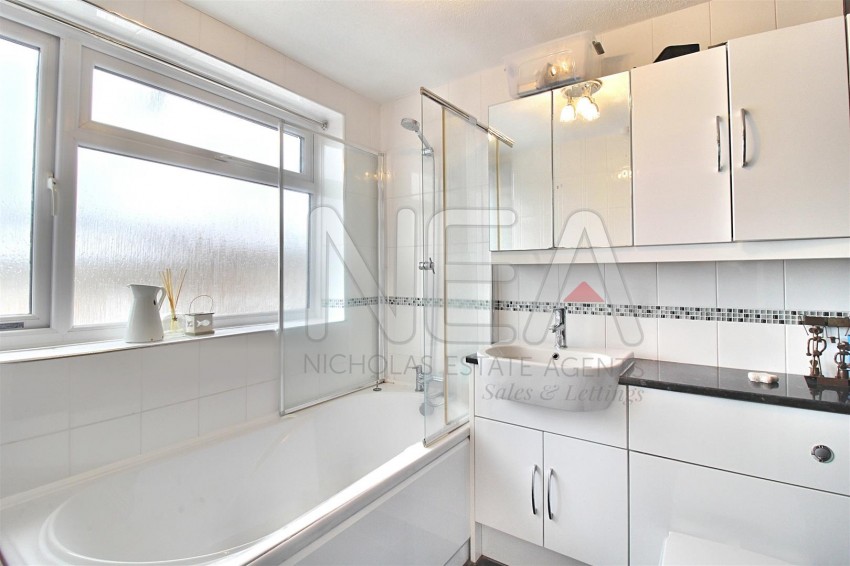 Images for Lomond Avenue, Caversham, Reading