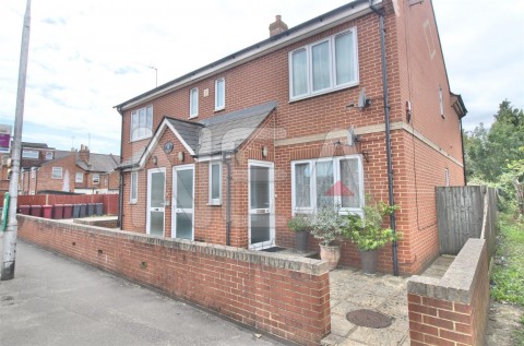 View Full Details for Briants Avenue, Caversham, Reading