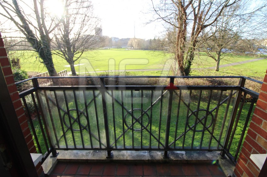 Images for Elliotts Way, Caversham, Reading