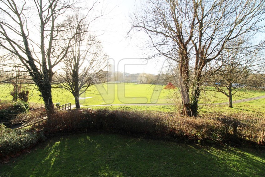 Images for Elliotts Way, Caversham, Reading