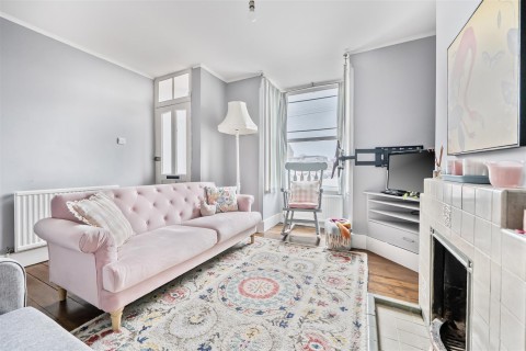 View Full Details for Chester Street, Caversham, Reading