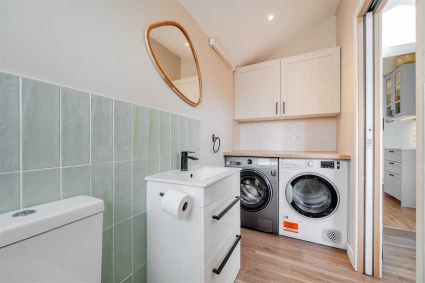 Images for Valentine Crescent, Caversham, Reading