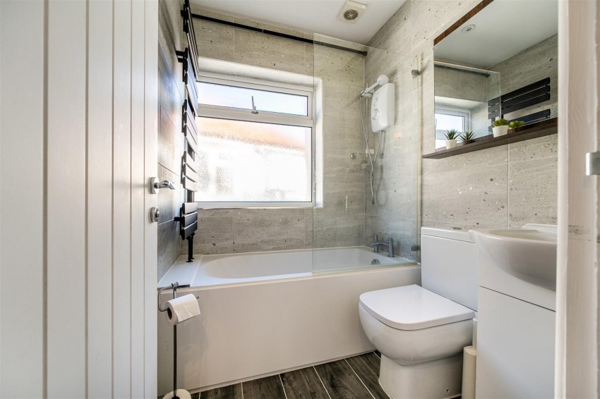 Images for Valentine Crescent, Caversham, Reading