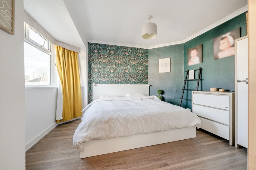 Images for Valentine Crescent, Caversham, Reading