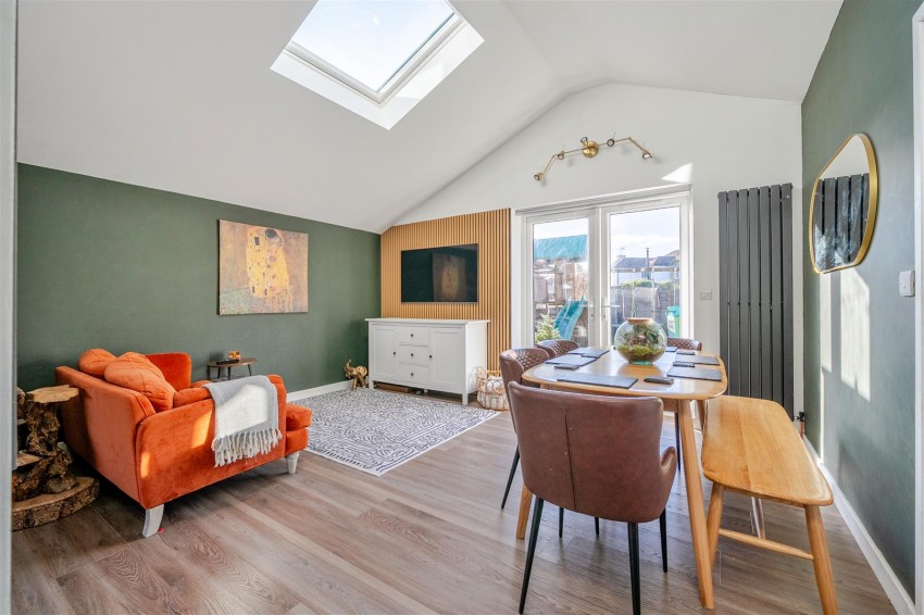 Images for Valentine Crescent, Caversham, Reading