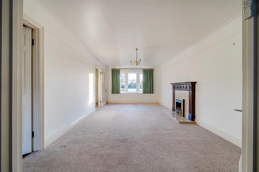 Images for Lyefield Court, Emmer Green, Reading