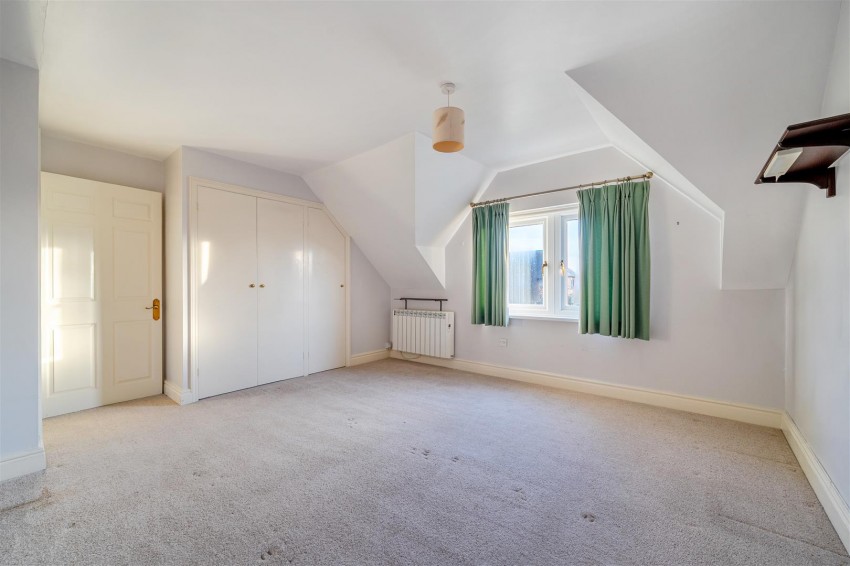 Images for Lyefield Court, Emmer Green, Reading