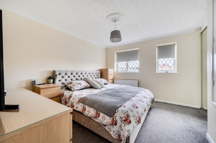 Images for Silbury Close, Reading, Berskhire