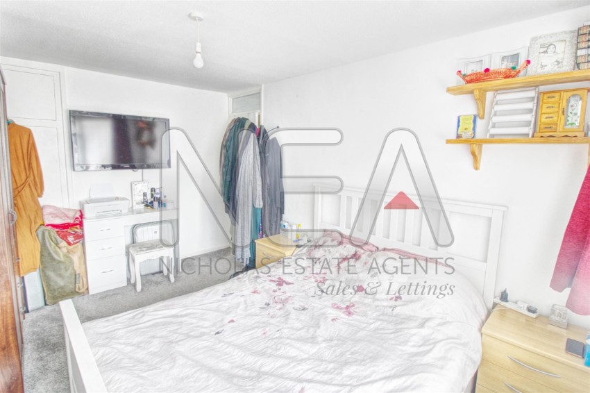 Images for Quantock Avenue, Caversham Park Village, Reading