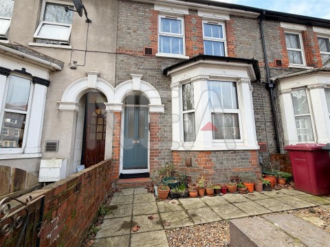 View Full Details for Caversham Road, Reading