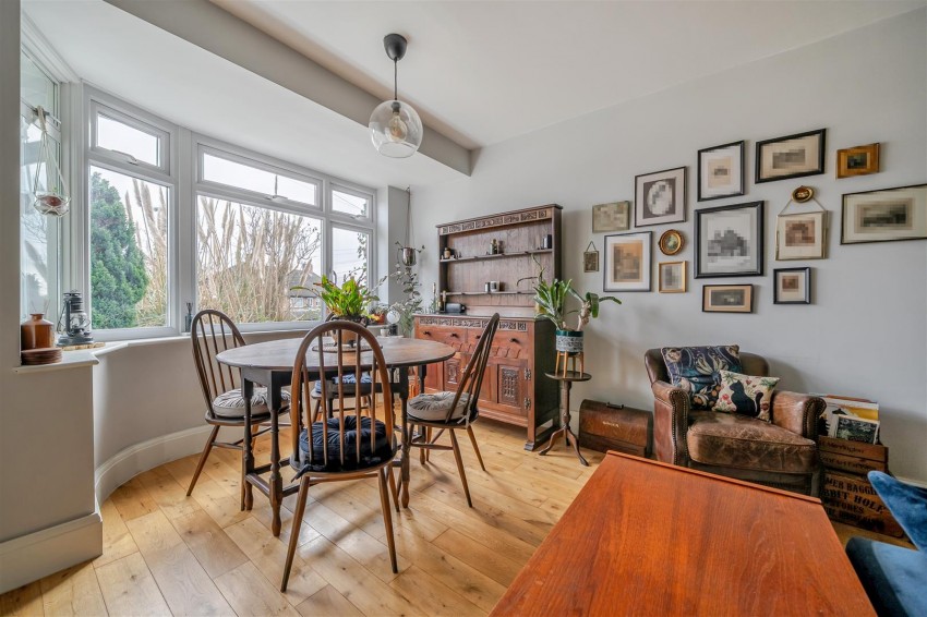 Images for Thirlmere Avenue, Tilehurst, Reading