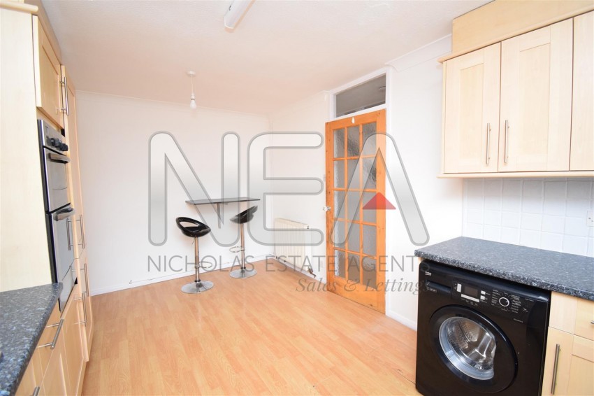 Images for Burcombe Way, Emmer Green, Reading