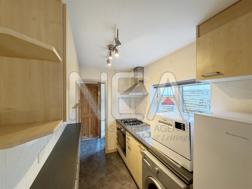 Images for Gosbrook Road, Caversham, Reading