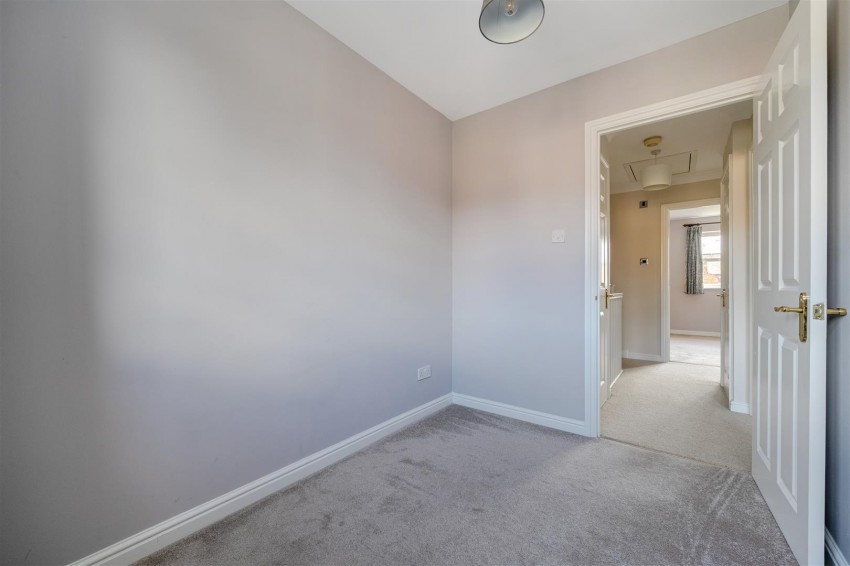 Images for Elliotts Way, Caversham, Reading
