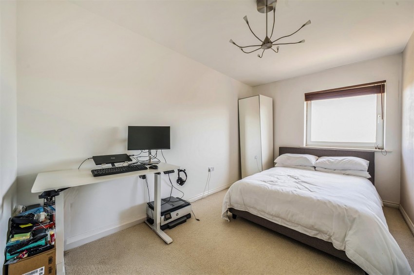 Images for Meadow Way, Caversham, Reading