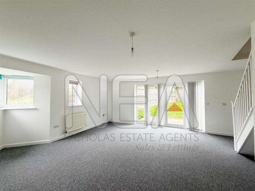 Images for Evesham Road, Emmer Green, Reading