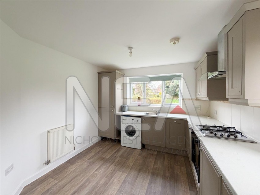 Images for Evesham Road, Emmer Green, Reading