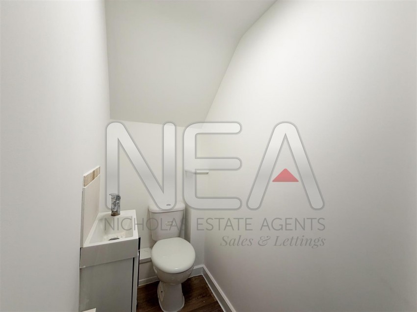 Images for Evesham Road, Emmer Green, Reading