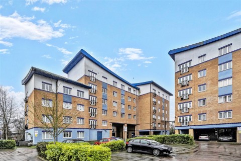 View Full Details for Luscinia View, Napier Road, Reading