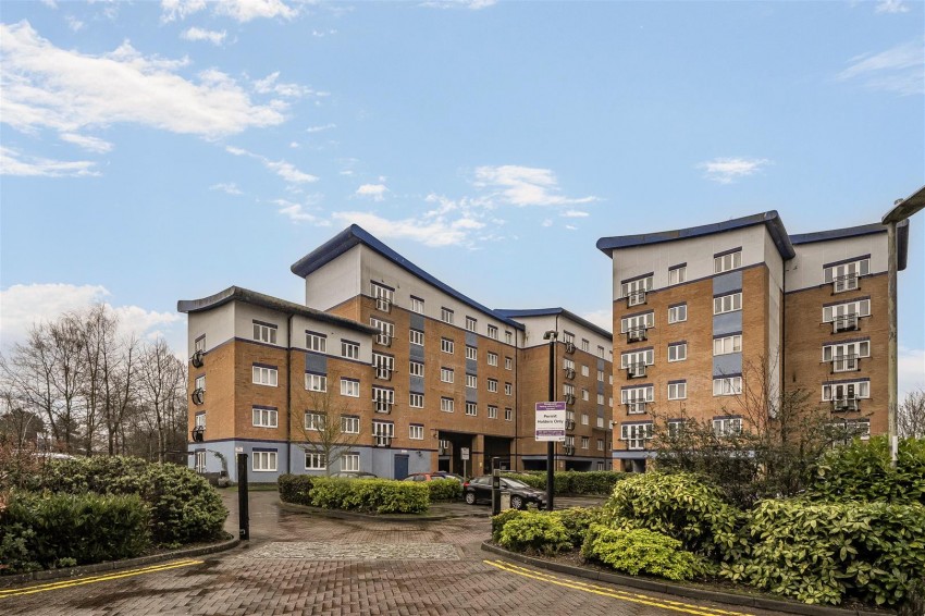 Images for Luscinia View, Napier Road, Reading