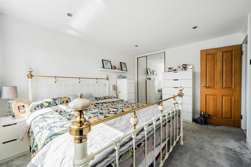 Images for Stirling Close, Caversham, Reading