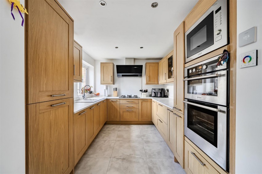 Images for Stirling Close, Caversham, Reading