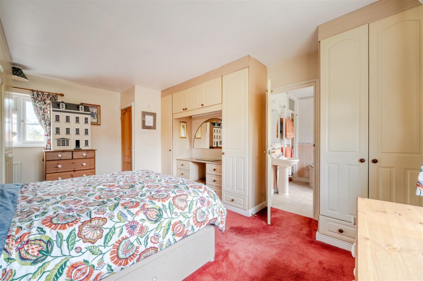 Images for Beechview, Kidmore Road, Caversham, Reading