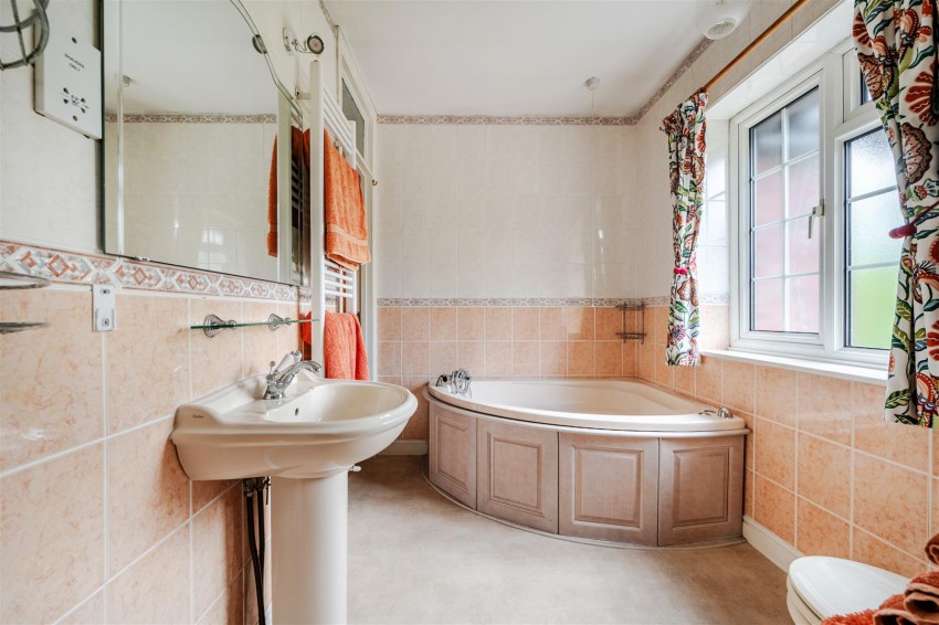 Images for Beechview, Kidmore Road, Caversham, Reading