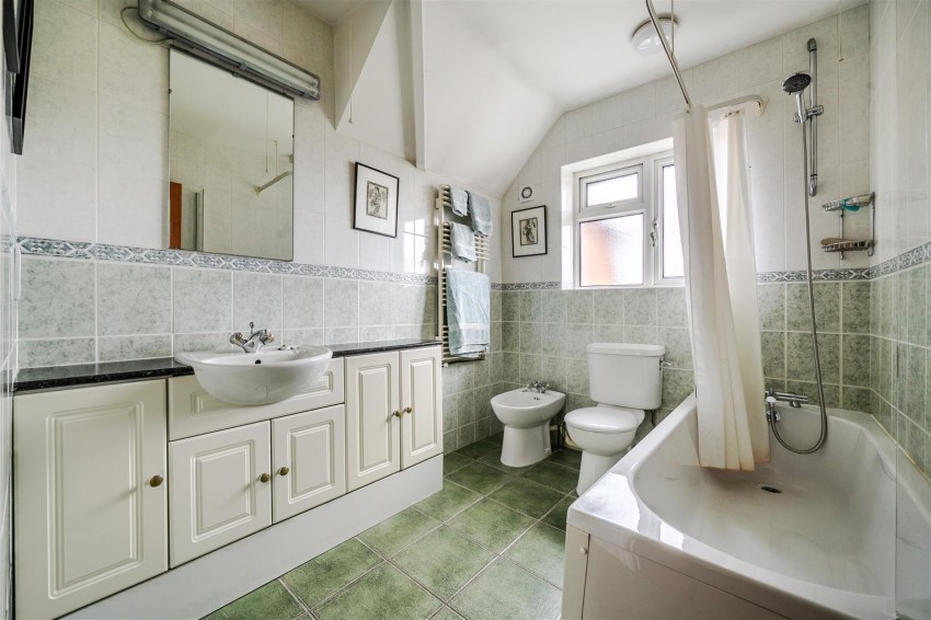 Images for Beechview, Kidmore Road, Caversham, Reading