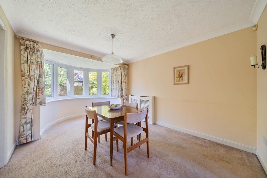 Images for Hunters Chase, Caversham, Reading