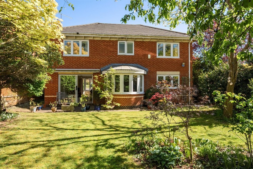 Images for Hunters Chase, Caversham, Reading