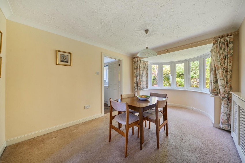 Images for Hunters Chase, Caversham, Reading