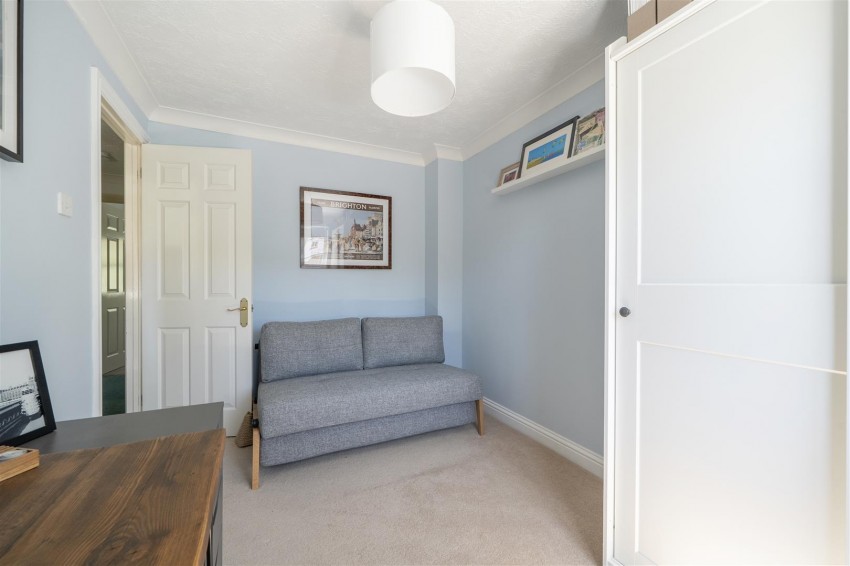 Images for Dickens Close, Caversham, Reading