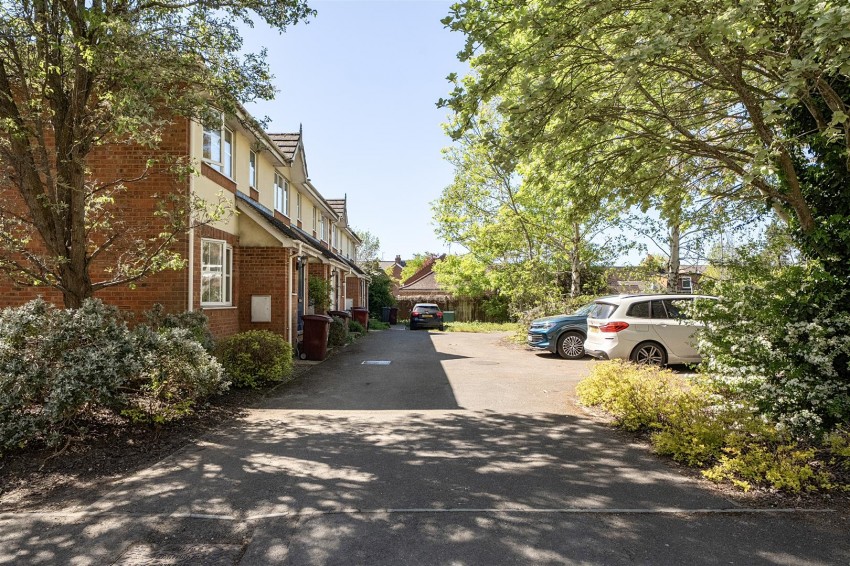 Images for Dickens Close, Caversham, Reading