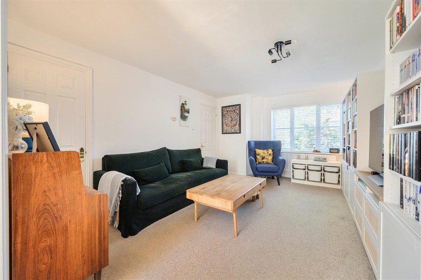 Images for Dickens Close, Caversham, Reading