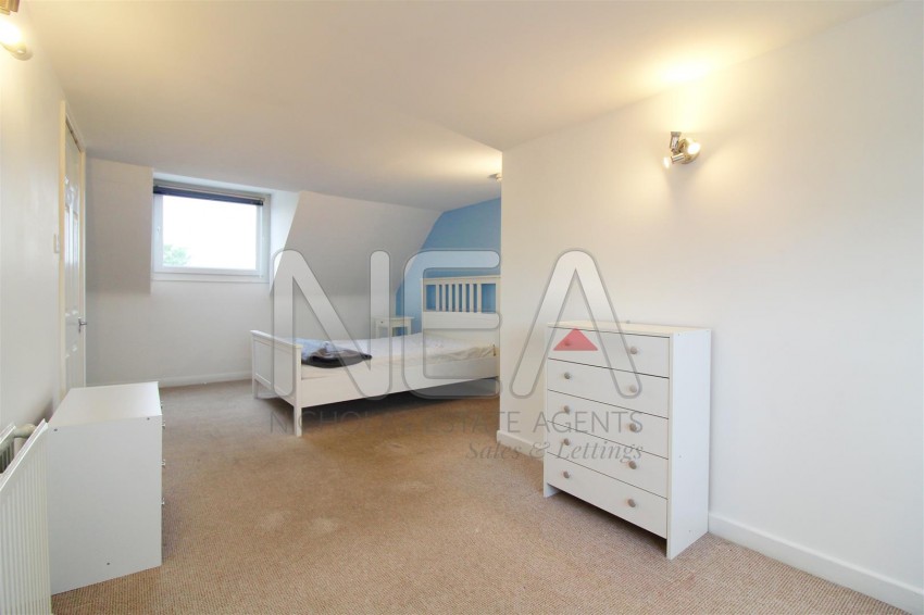 Images for Gosbrook Road, Caversham, Reading