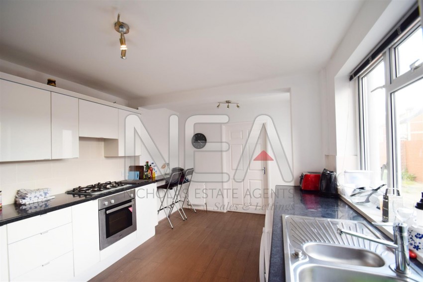 Images for Gosbrook Road, Caversham, Reading