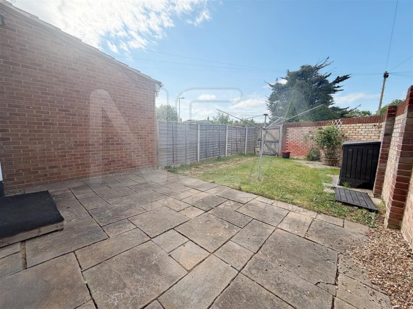 Images for Burcombe Way, Emmer Green, Reading