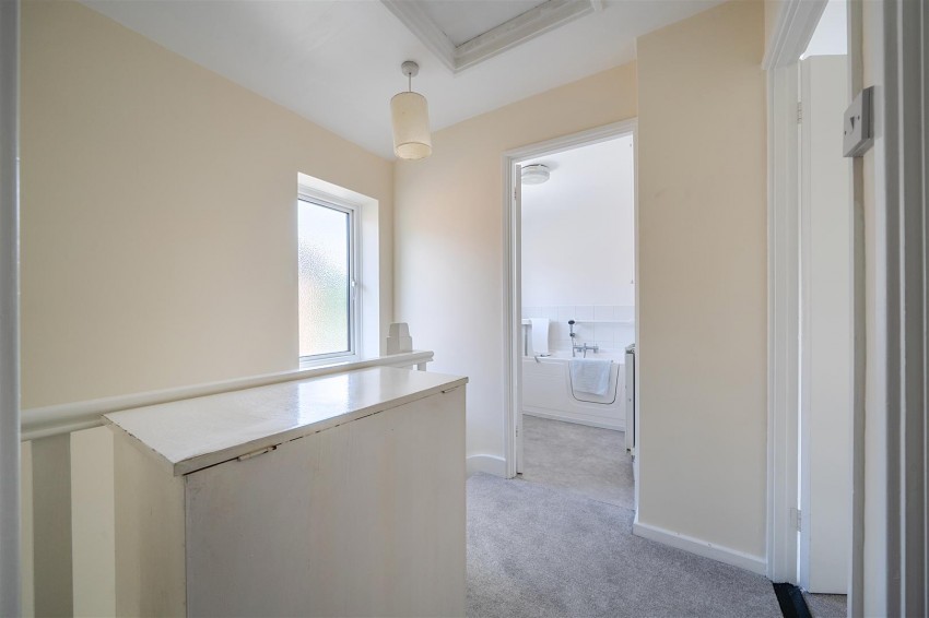 Images for Sheridan Avenue, Caversham, Reading