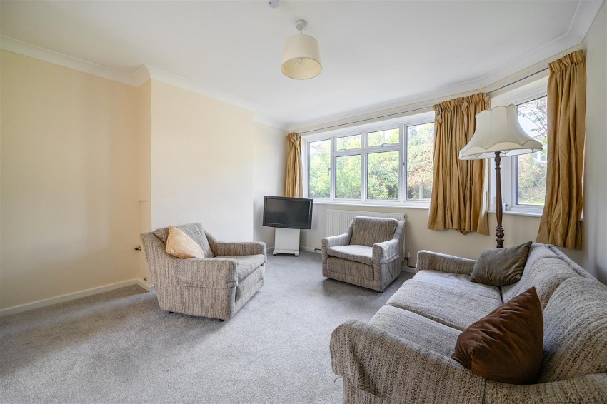 Images for Sheridan Avenue, Caversham, Reading