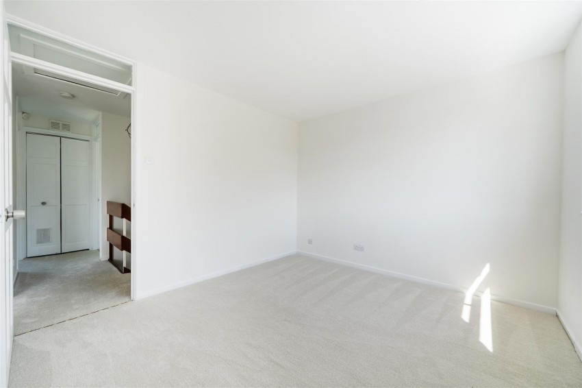 Images for Highbridge Close, Caversham, Reading