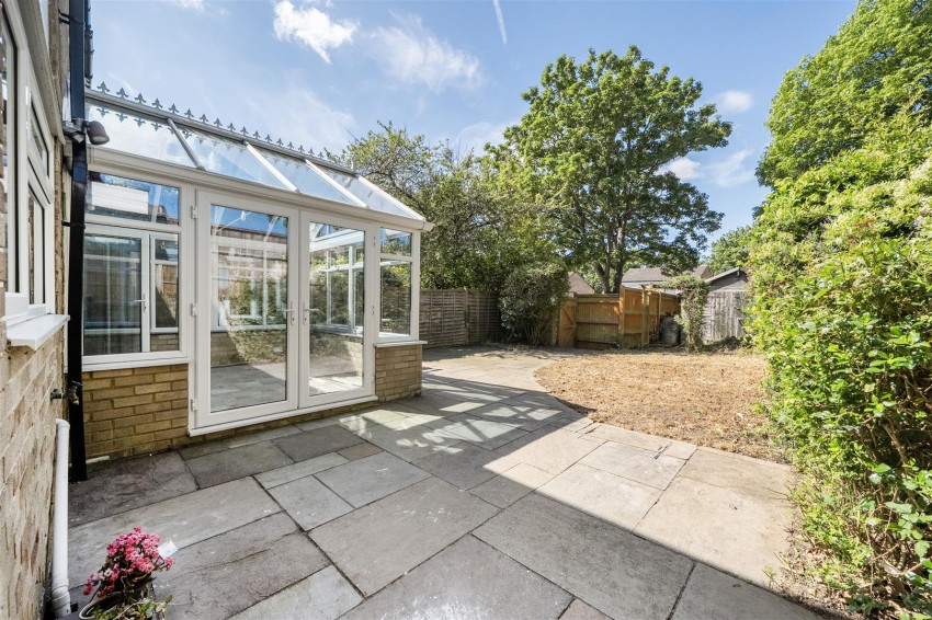 Images for Highbridge Close, Caversham, Reading
