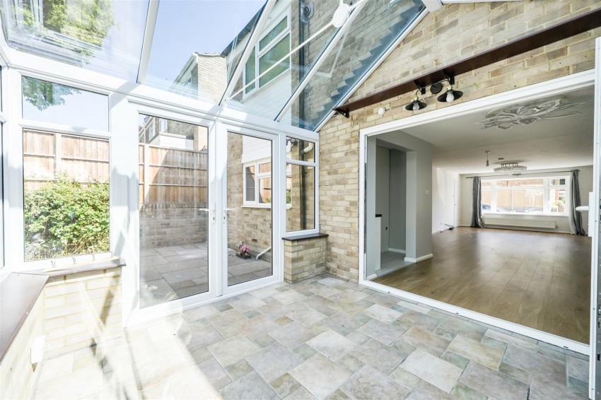Images for Highbridge Close, Caversham, Reading