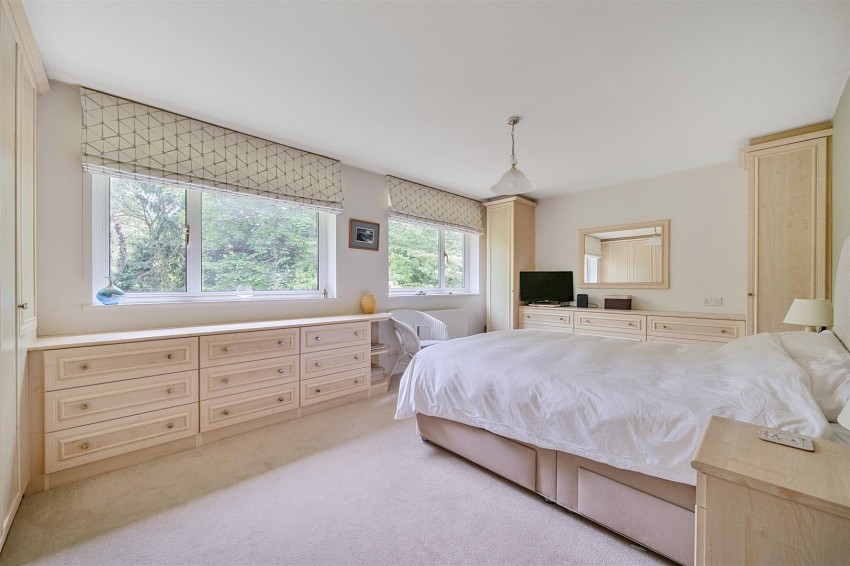 Images for Coopers Pightle, Kidmore End, Reading
