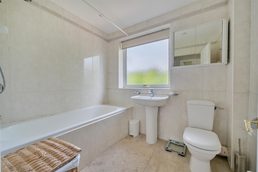 Images for Coopers Pightle, Kidmore End, Reading