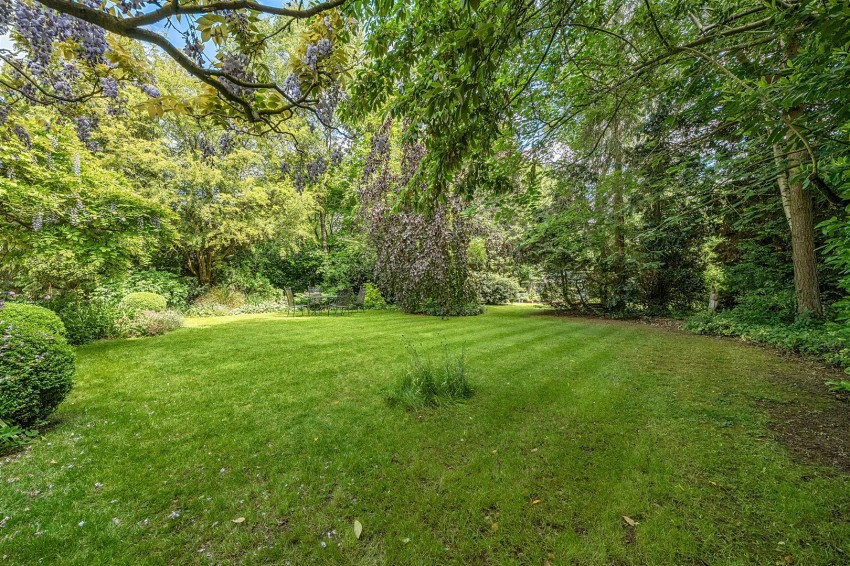 Images for Coopers Pightle, Kidmore End, Reading