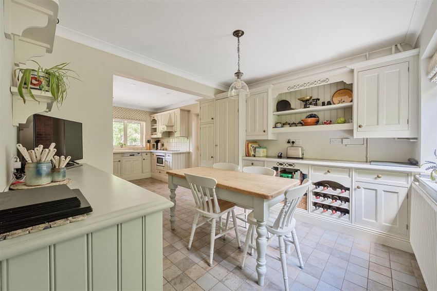 Images for Coopers Pightle, Kidmore End, Reading